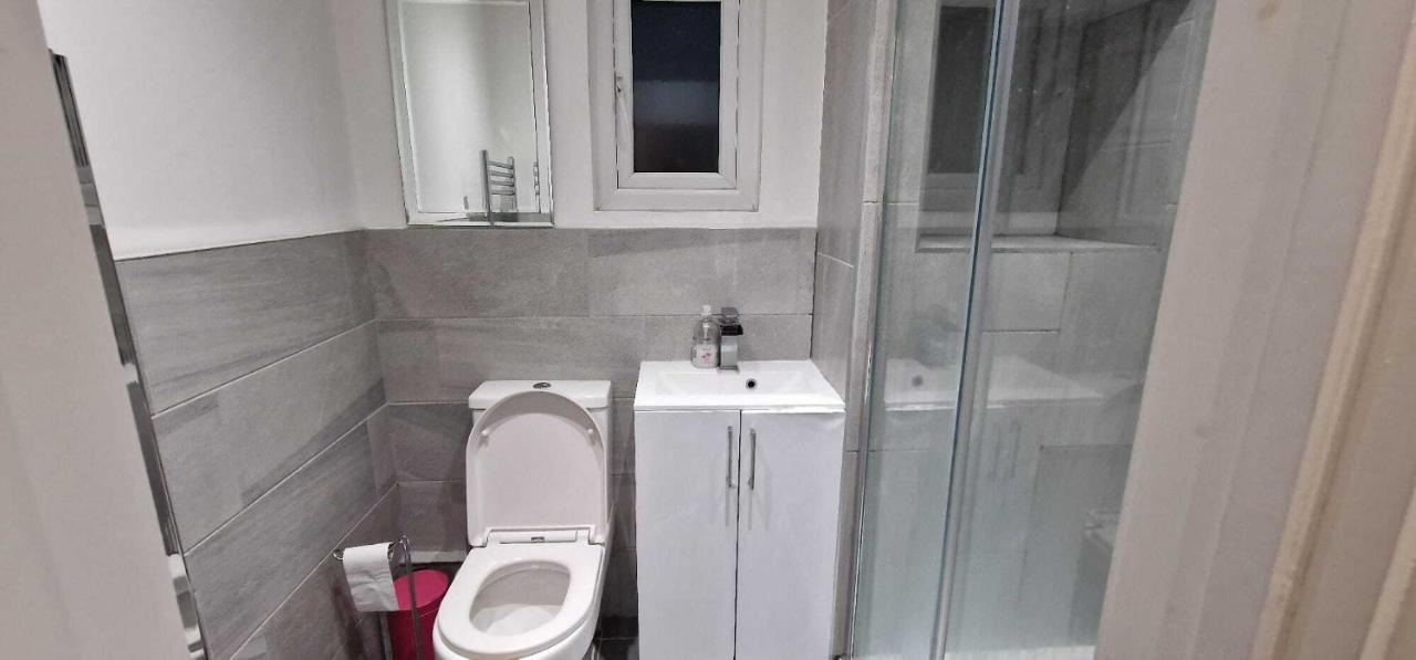 Sapphire Strathnairn Apartment Cardiff Exterior foto